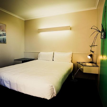 לונסטון Parklane Motel מראה חיצוני תמונה