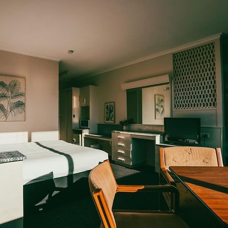 לונסטון Parklane Motel מראה חיצוני תמונה