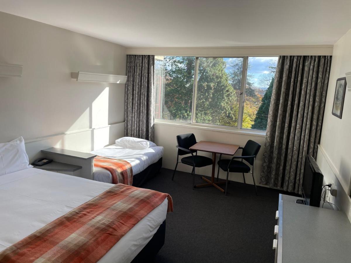 לונסטון Parklane Motel מראה חיצוני תמונה