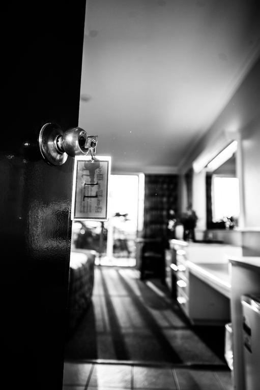 לונסטון Parklane Motel מראה חיצוני תמונה