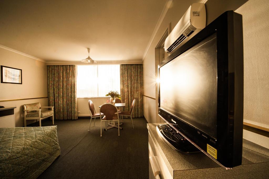 לונסטון Parklane Motel מראה חיצוני תמונה